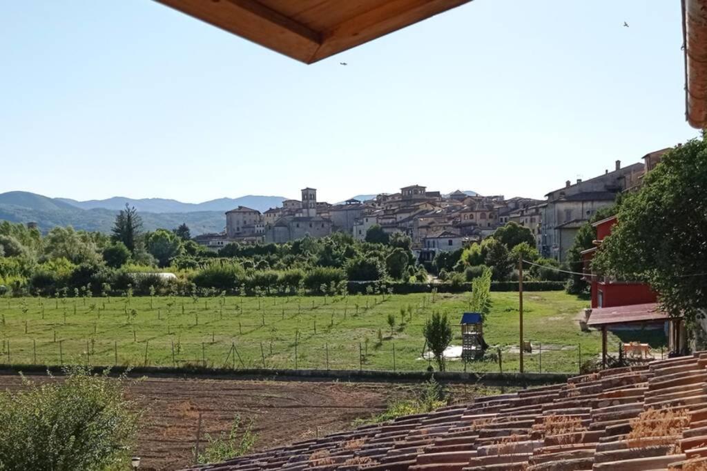 Apartmán La Casa Ai Pozzi Rieti Exteriér fotografie
